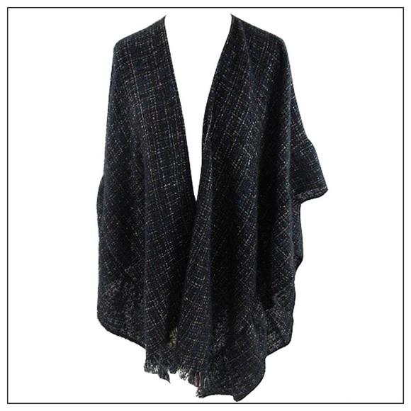 Nwt Black Ruffled Lurex Cozy Ruana Shawl Wrap - Picture 3 of 5
